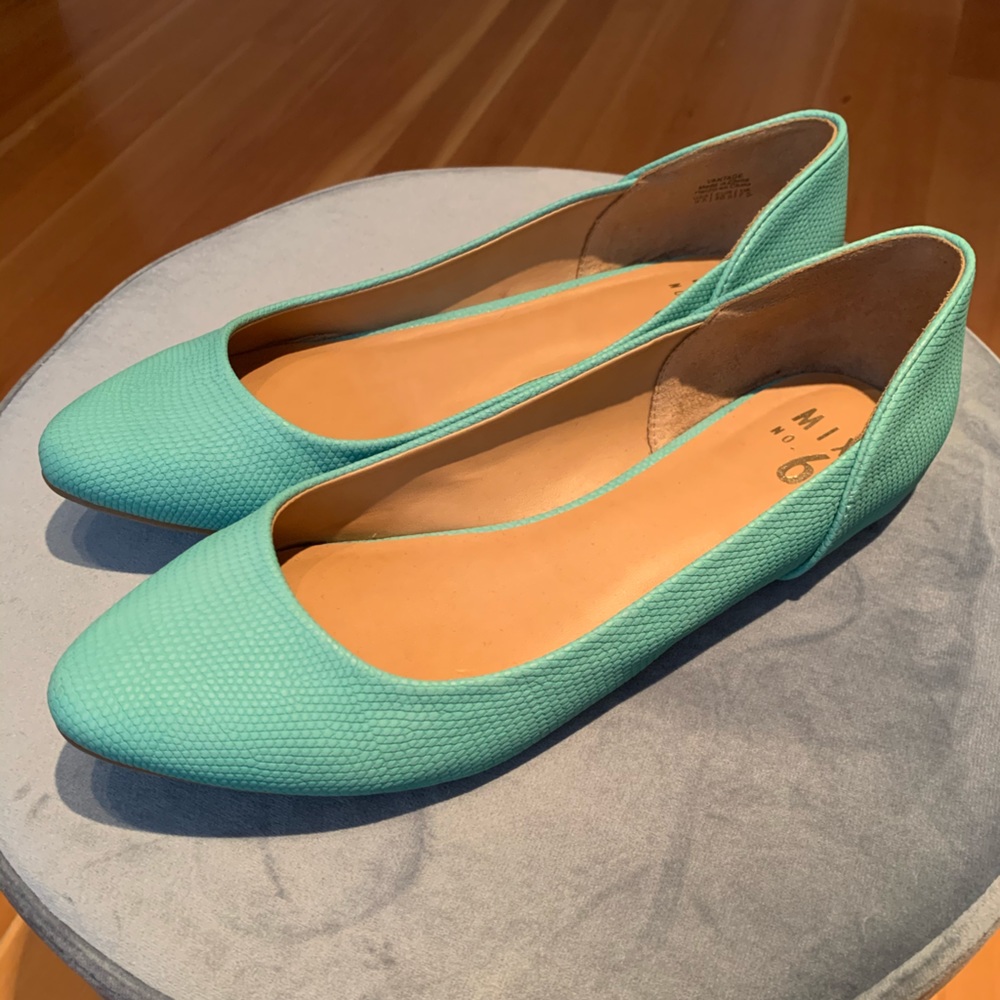 Mix No. 6 - Turquoise Flats - Size 9.5